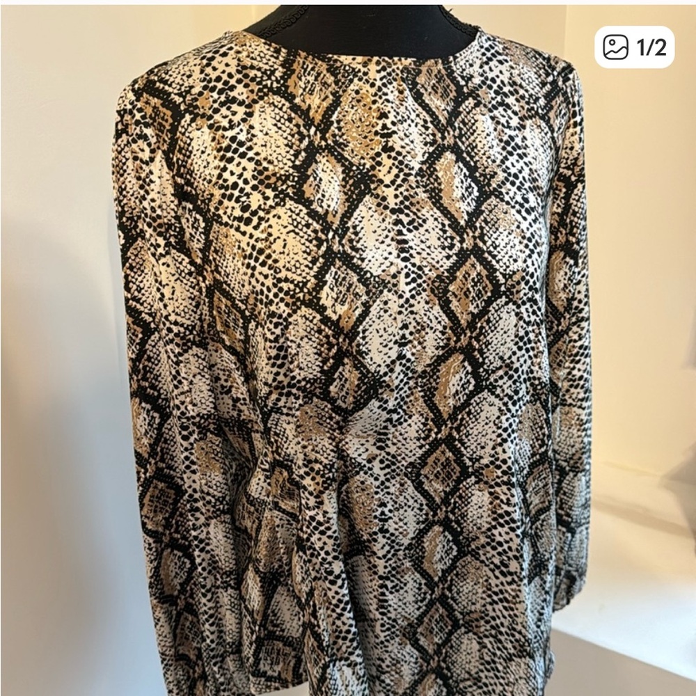The Limited Black and White Snake Print Blouse